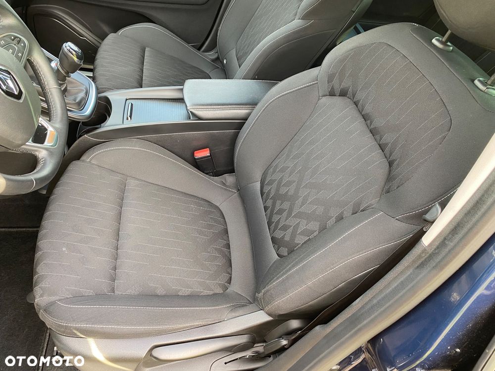 Renault Scenic TCe 140 GPF LIMITED - 17