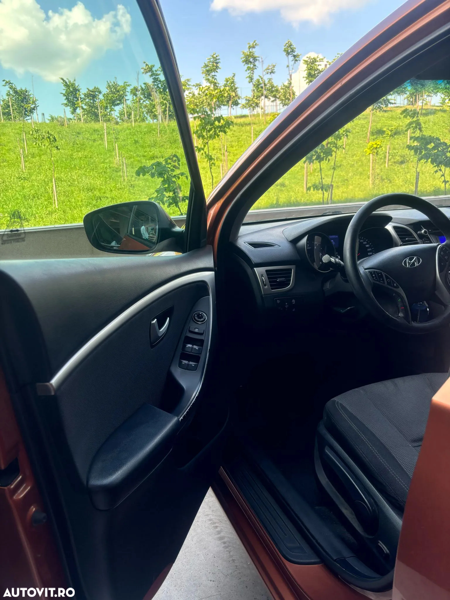 Hyundai i30 1.6 CRDI DPF 5DR MT Highway - 14