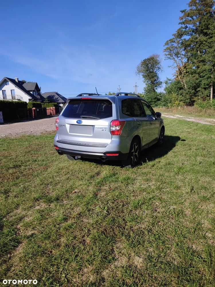 Subaru Forester 2.0XT Platinum Lineartronic - 6