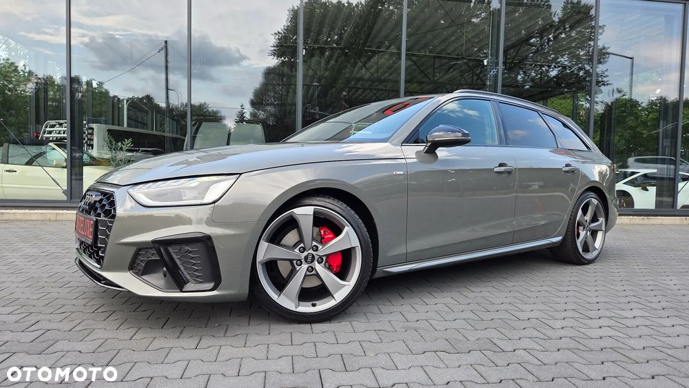 Audi A4 Avant 40 TDI quattro S tronic S line - 36