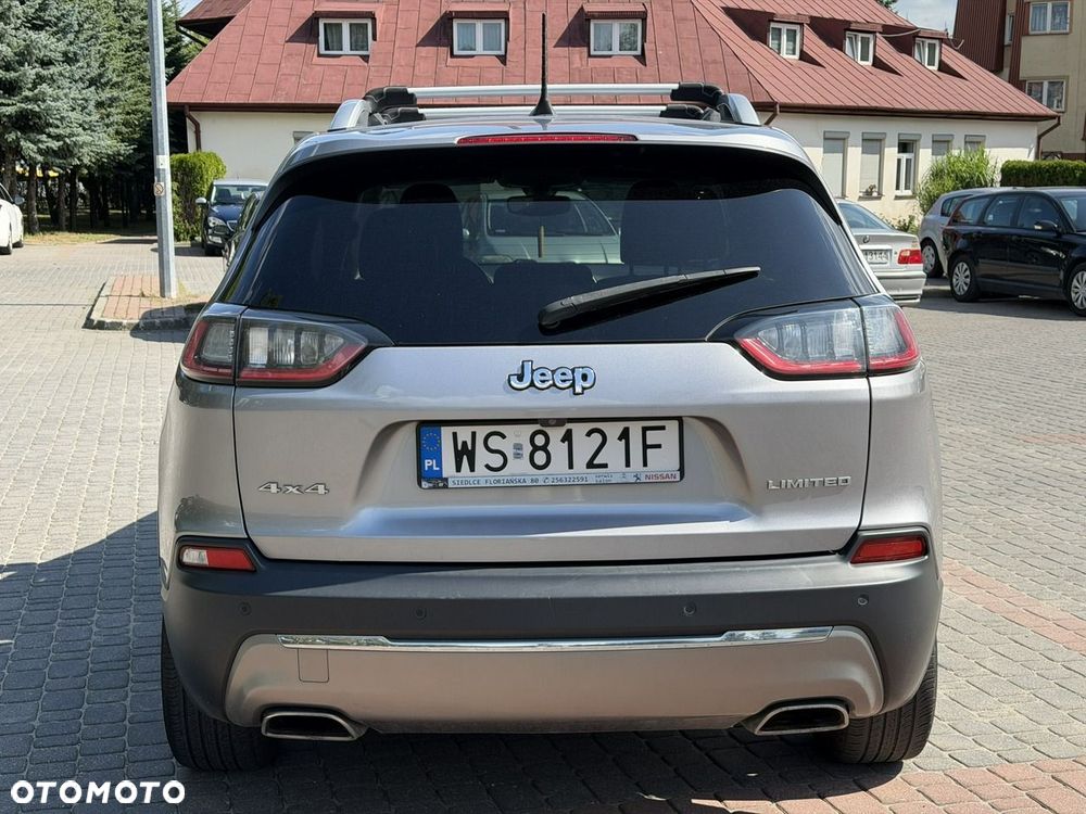 Jeep Cherokee - 7