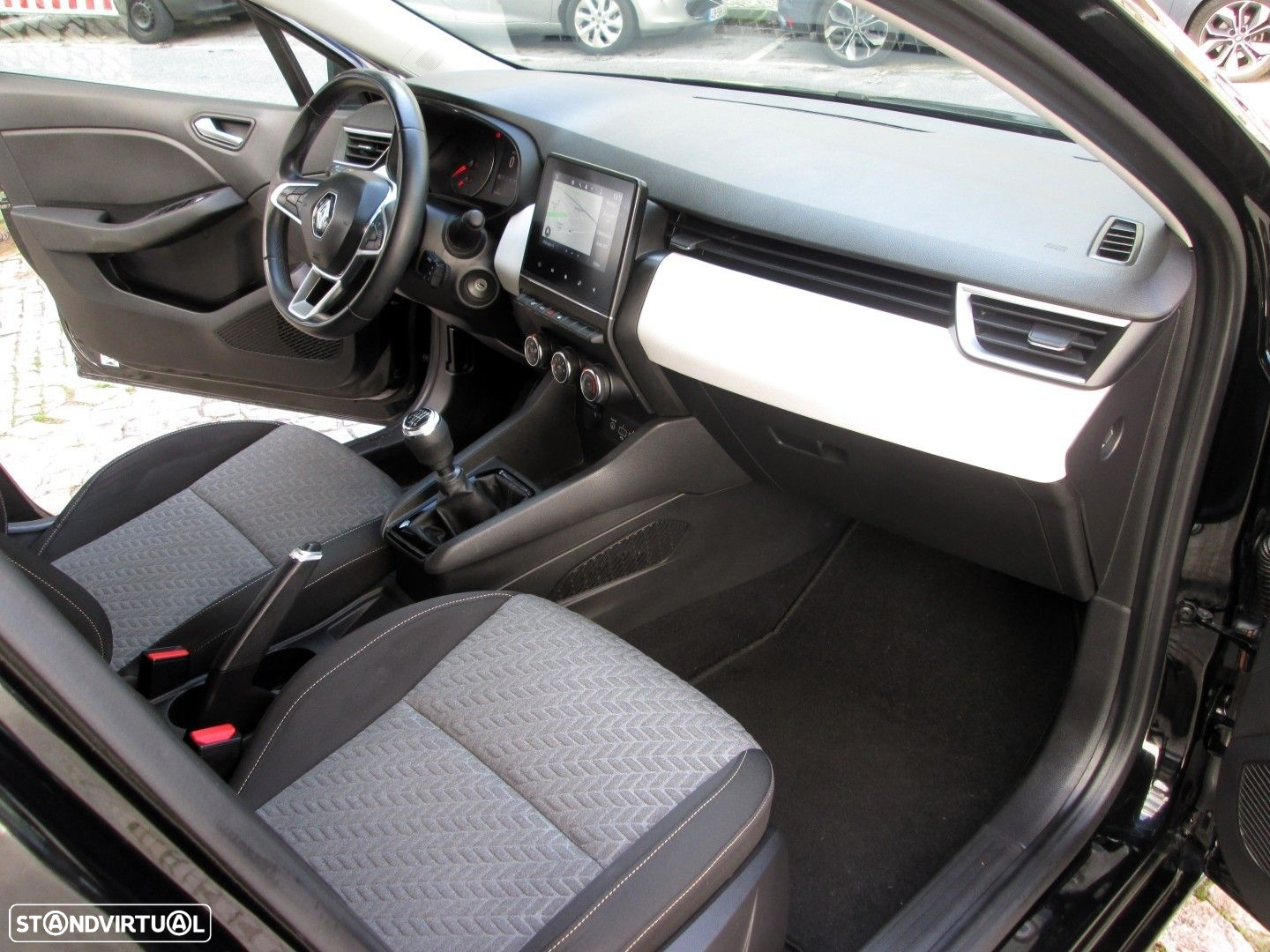 Renault Clio 1.0 TCe Evolution Bi-Fuel - 25