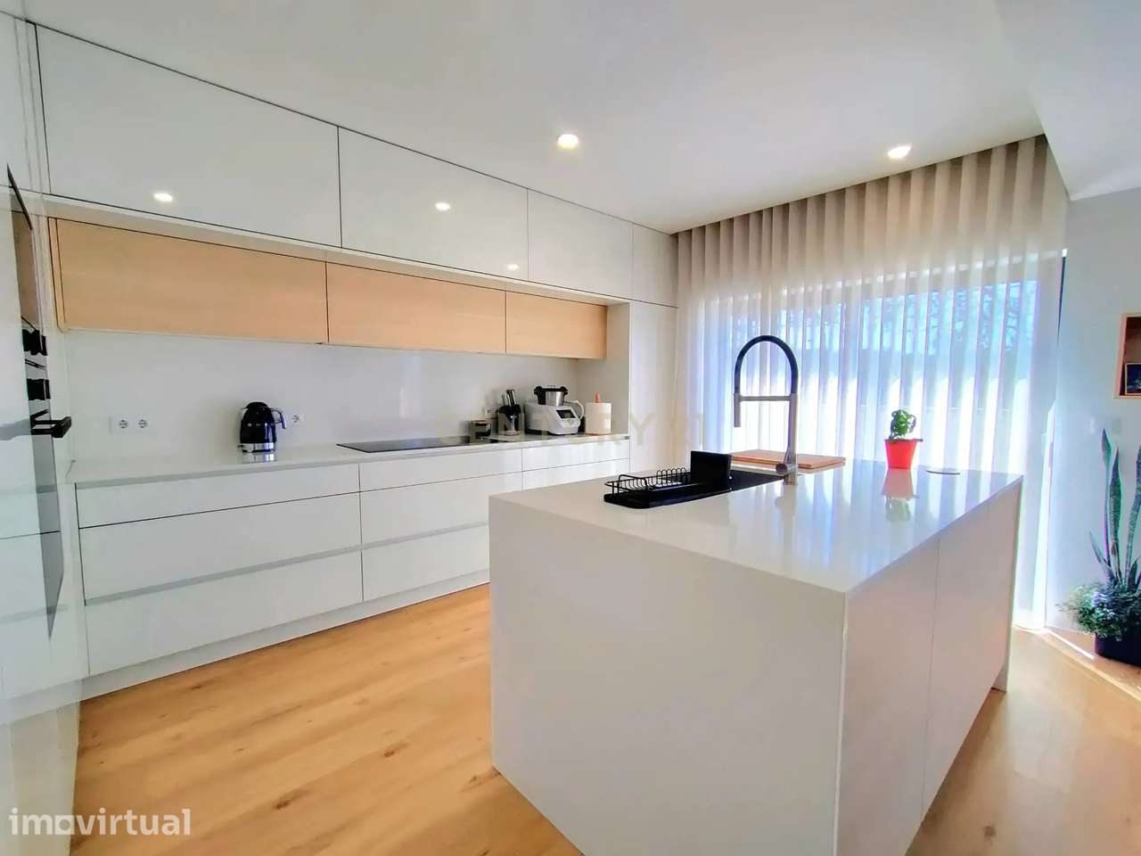 Moradia T3 em Primeira Linha de Mar em Cepães, Esposende - Grande imagem: 5/31
