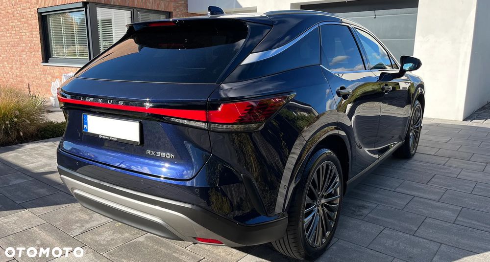 Lexus RX 350h Omotenashi - 13
