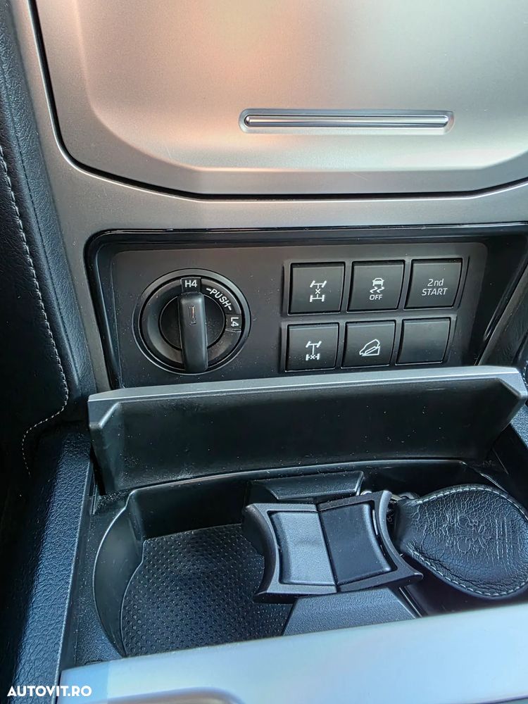 Toyota Land Cruiser 2.8l D-4D 204 CP A/T 7 locuri Executive - 10