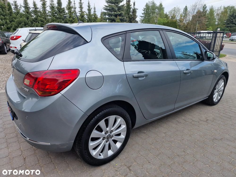 Opel Astra 1.4 Turbo Active - 10