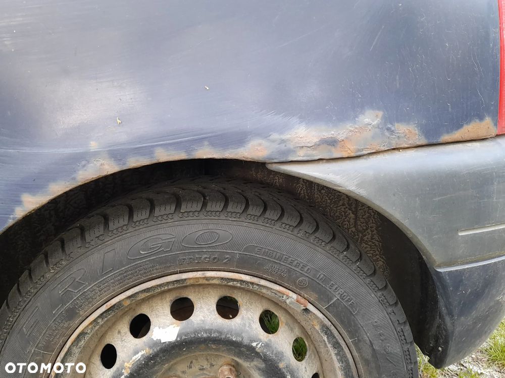 Renault Clio 1.2i RN - 13