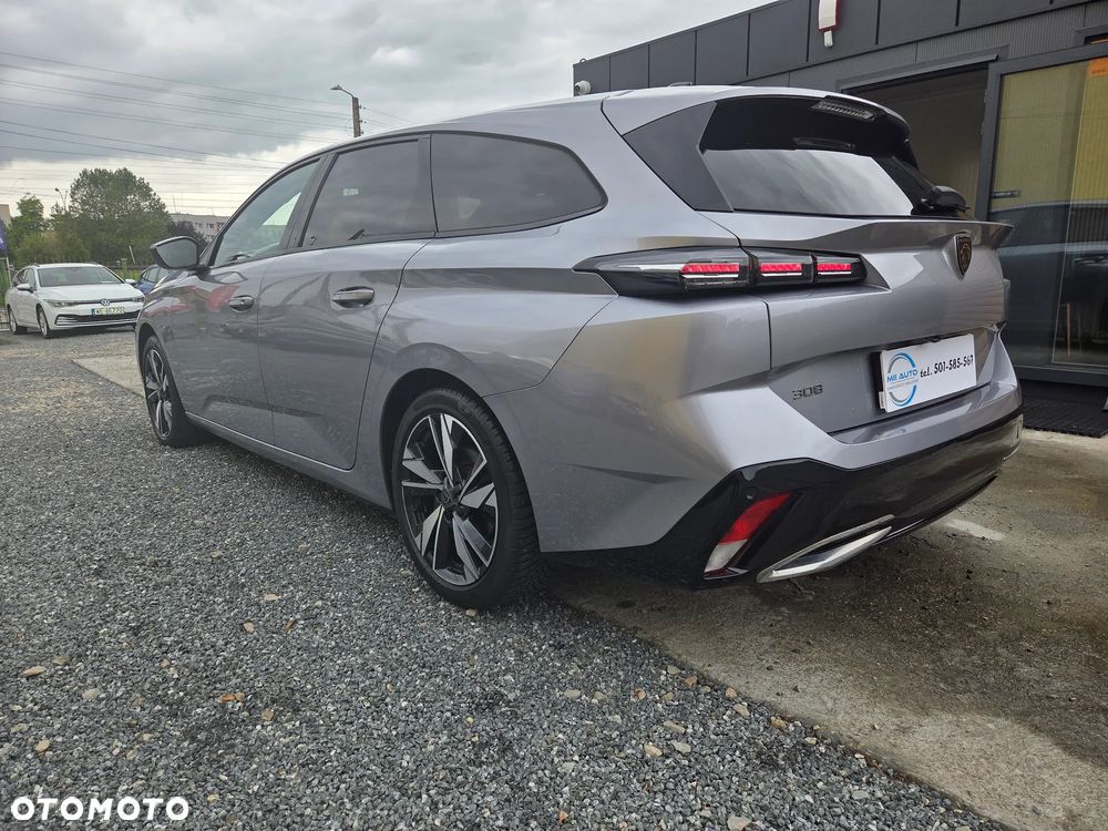 Peugeot 308 1.2 PureTech Allure S&S EAT8 - 4