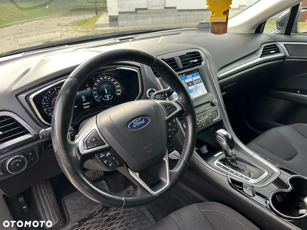 Ford Mondeo 2.0 TDCi Titanium PowerShift - 19