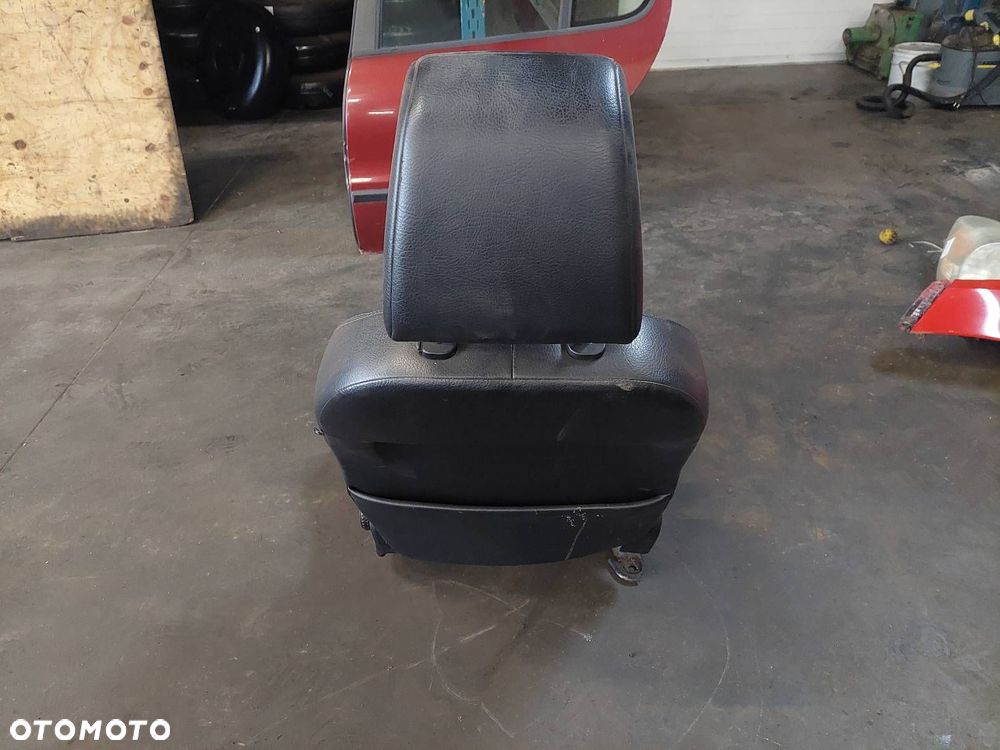 FOTEL LEWY PRZÓD FORD FOCUS MK2 PÓŁ SKÓRA 5D EU - 7