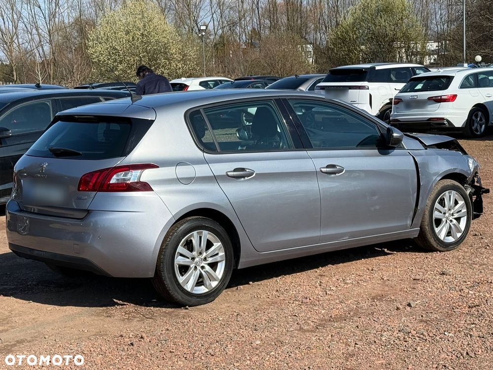 Peugeot 308 - 11