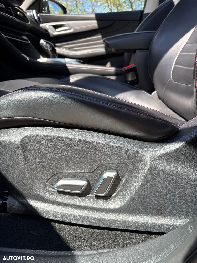 MG EHS 1.5 T-GDi AT PHEV Exclusive - 7