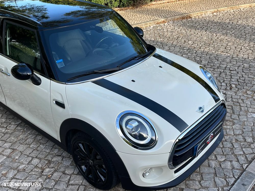 MINI 5 Portas Cooper D Auto - 12