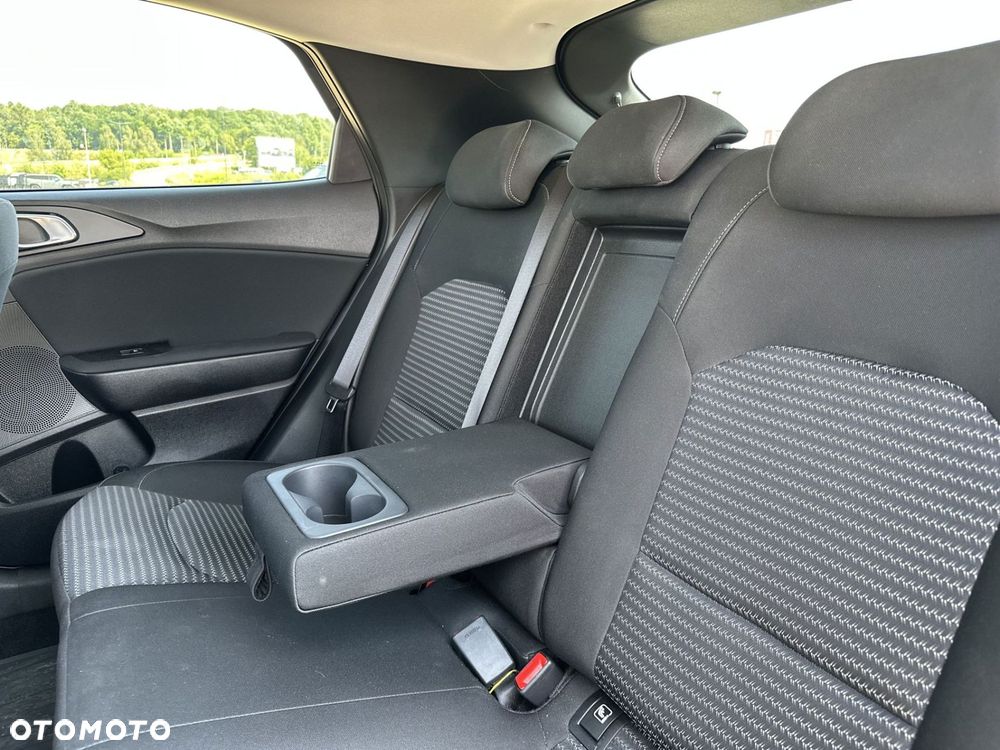 Kia XCeed 1.6 T-GDI M DCT - 16