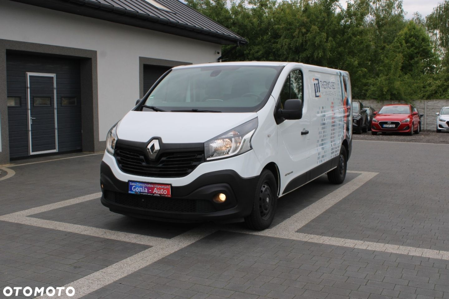 Renault TRAFIC - 2