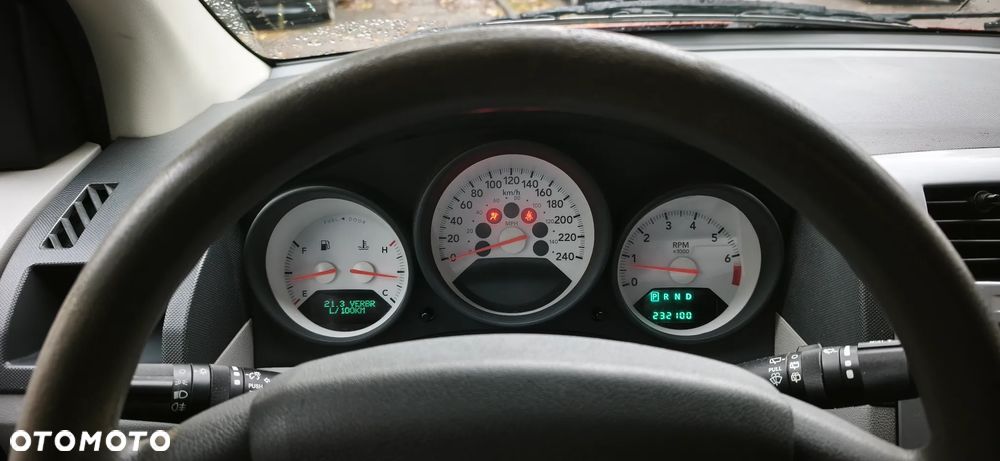 Dodge Caliber 2.0 SXT - 26