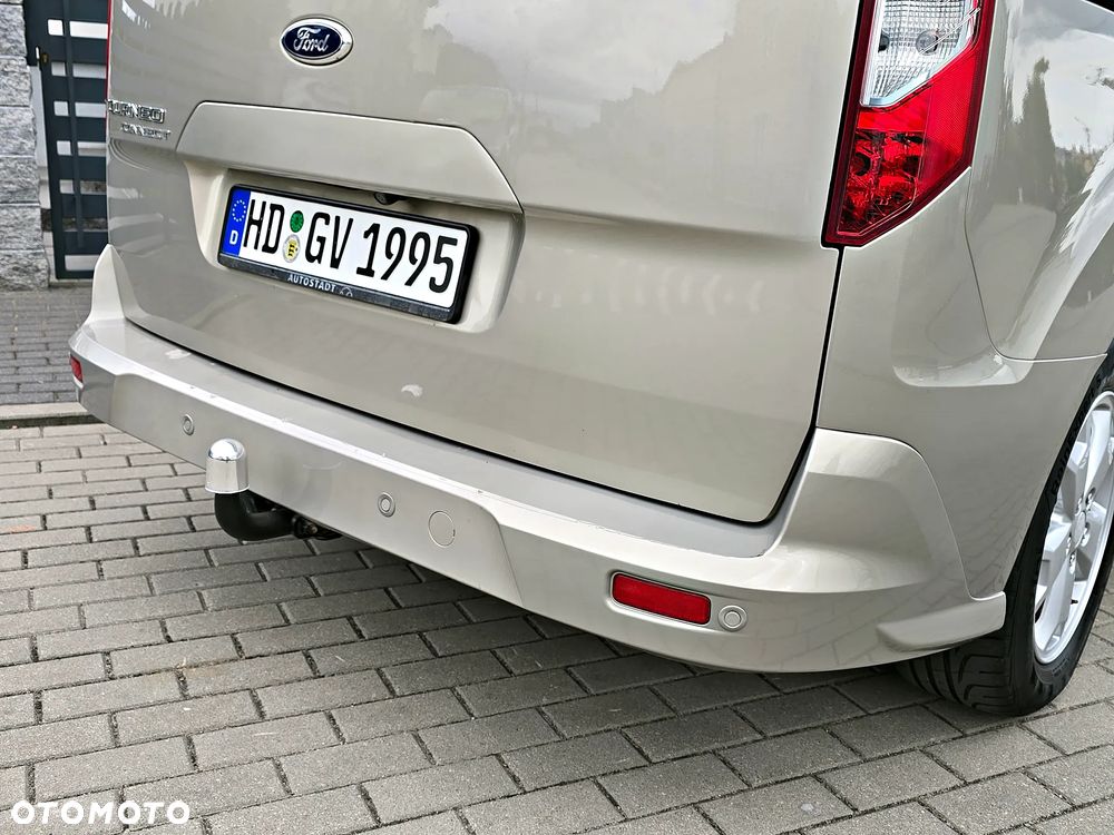 Ford Tourneo Connect Grand - 26