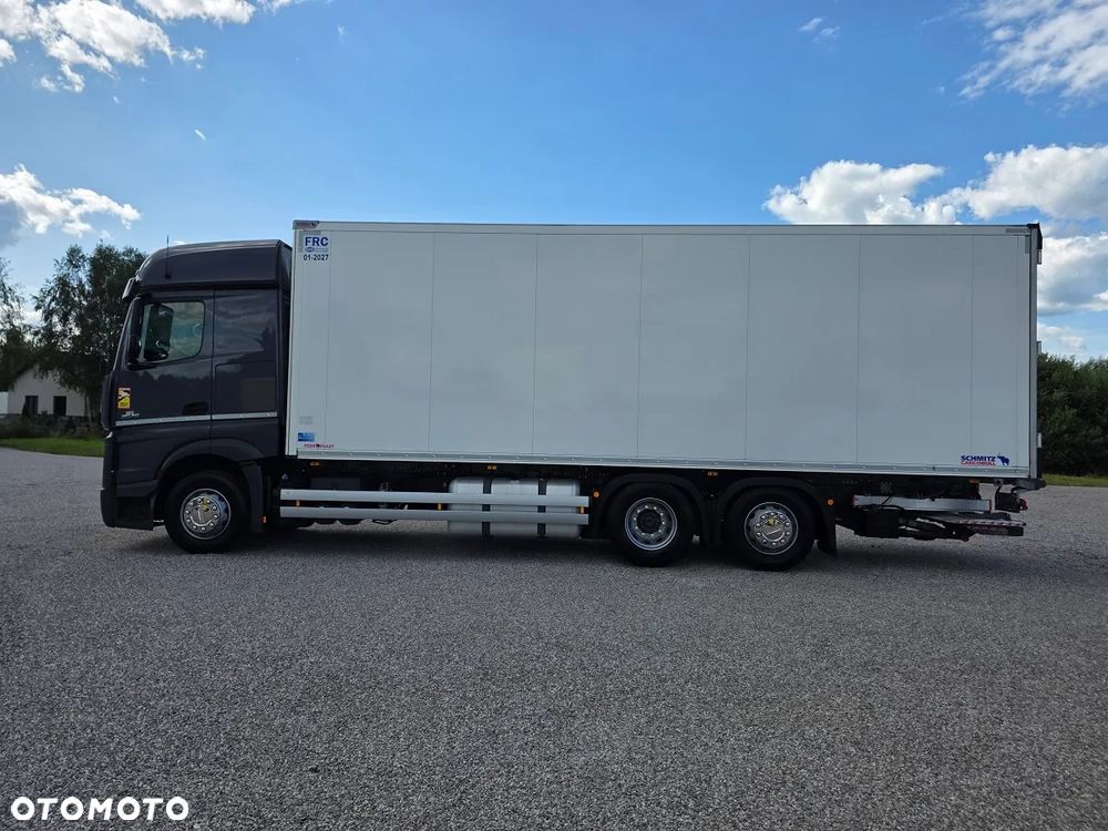 Mercedes-Benz Actros 2545 6x2 Chłodnia WINDA - 2