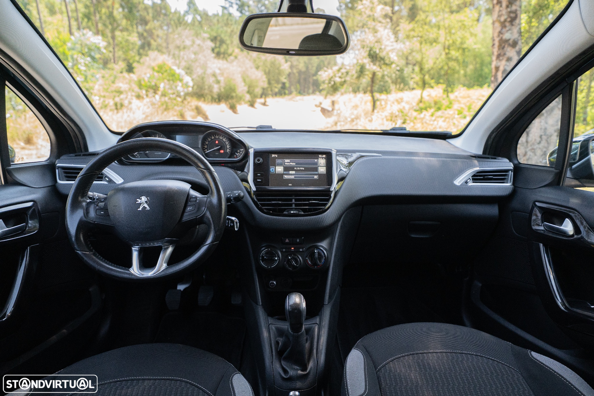 Peugeot 208 1.6 BlueHDi Style - 8