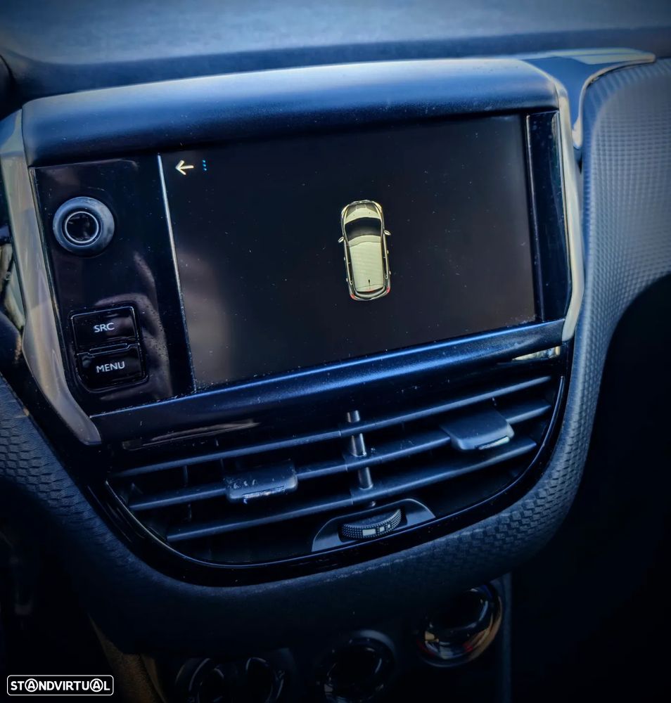 Peugeot 208 PureTech 110 Stop & Start Signature - 17