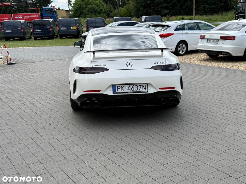 Mercedes-Benz AMG GT - 11