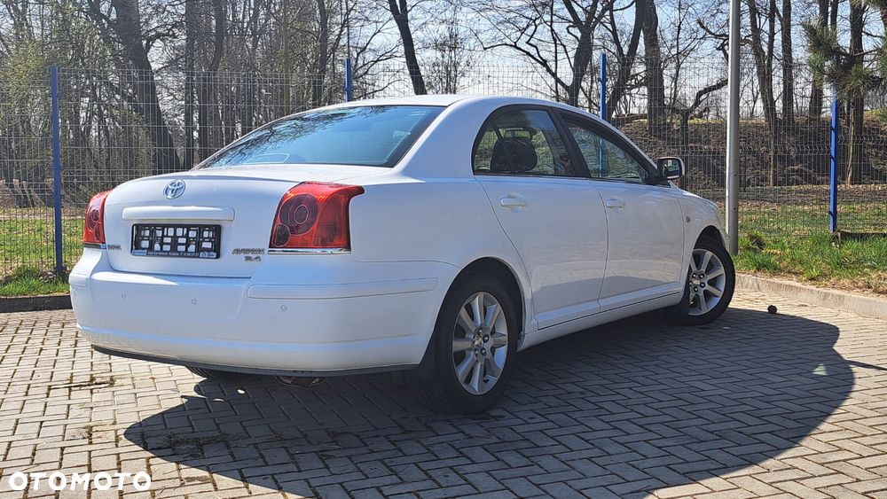 Toyota Avensis 2.4 VVT-i Prestige - 4