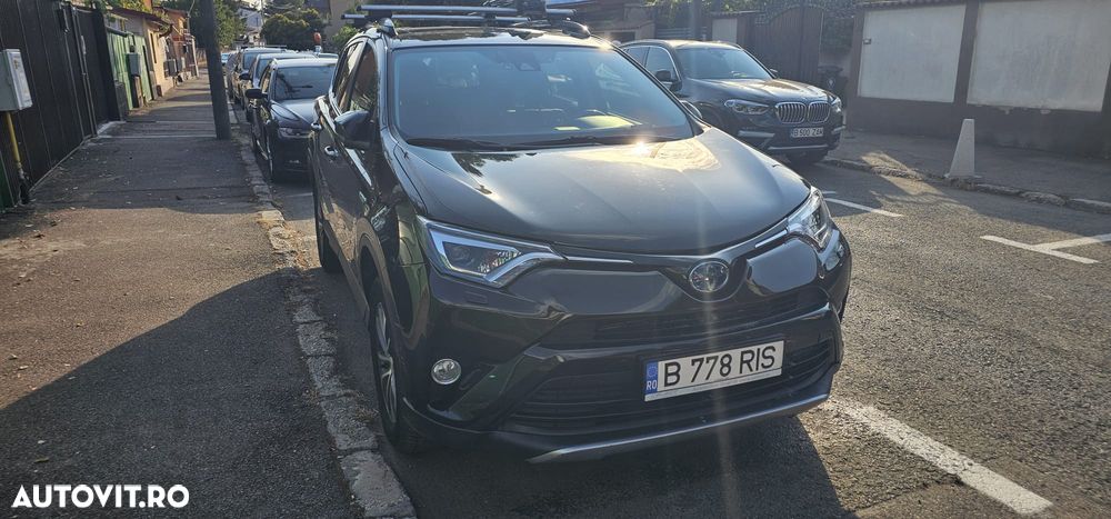 Toyota RAV4 - 9