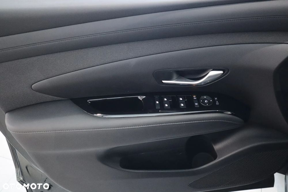 Hyundai Tucson 1.6 T-GDi Smart 2WD - 21