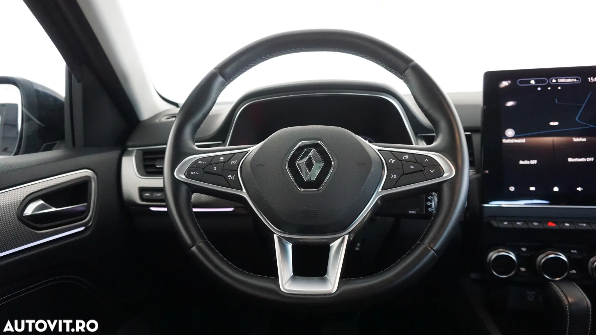 Renault Arkana MHEV 160 EDC Techno - 14