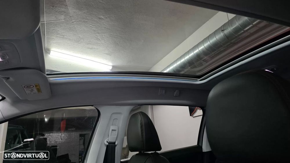 Peugeot 2008 PureTech 130 Stop&Start GT-Line Edition — fotografia 8