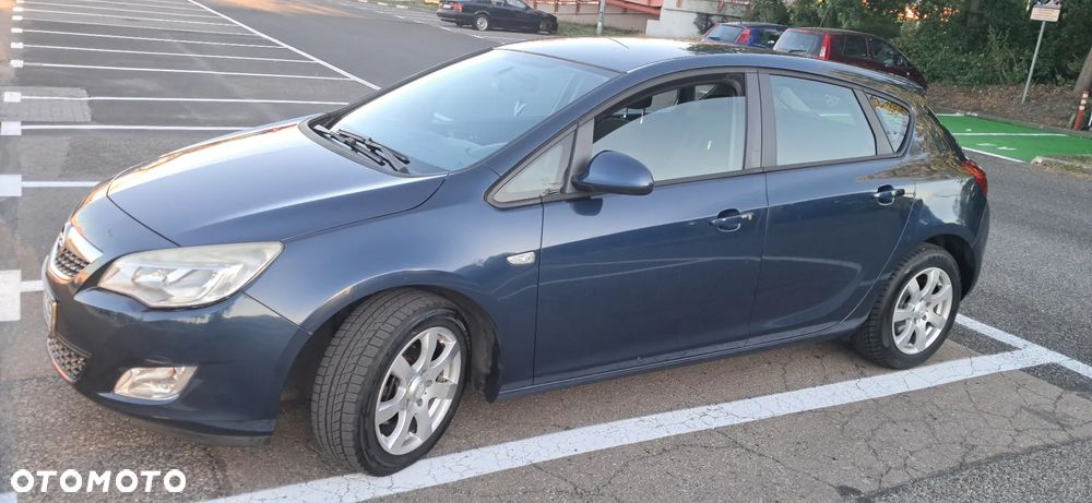 Opel Astra 1.7 CDTI ecoFLEX - 37