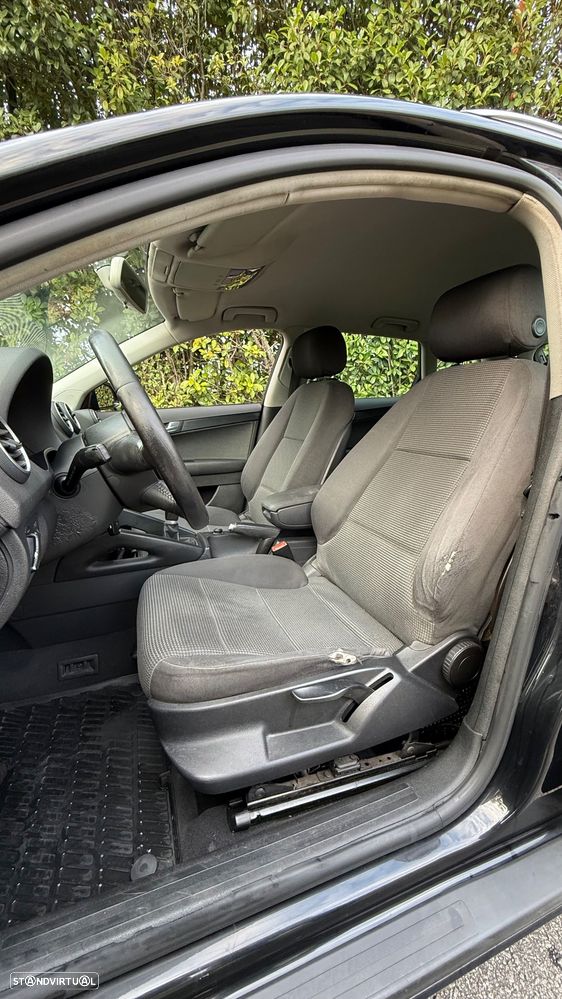 Audi A3 Sportback 1.9 TDi Ambiente - 9