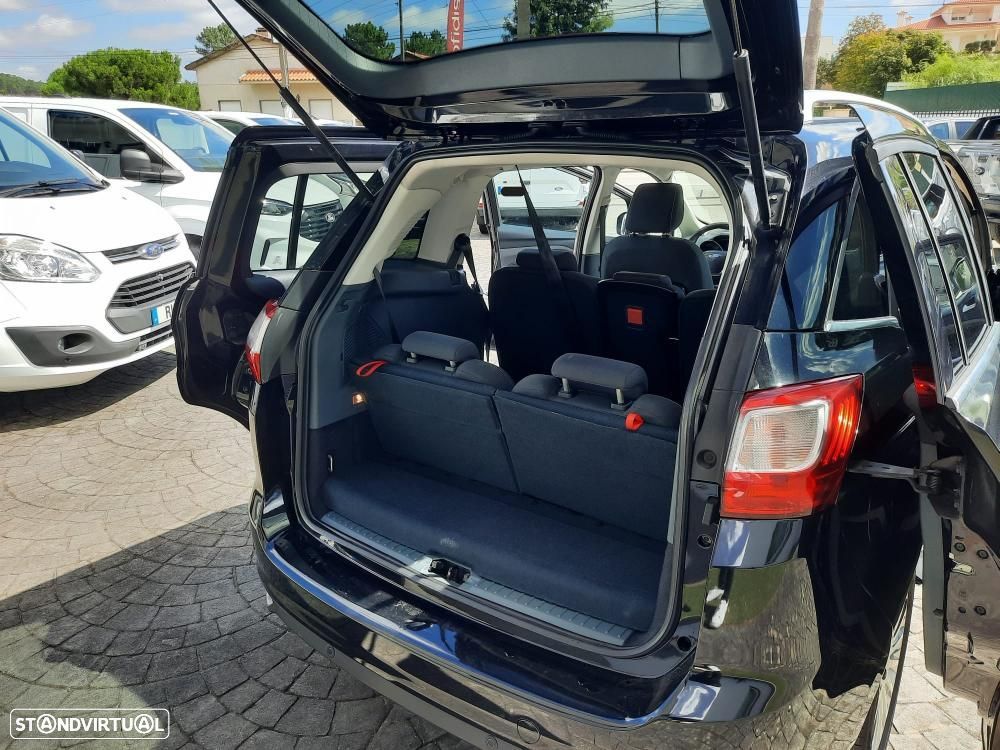 Ford C-Max 1.6 TDCi Titanium - 26