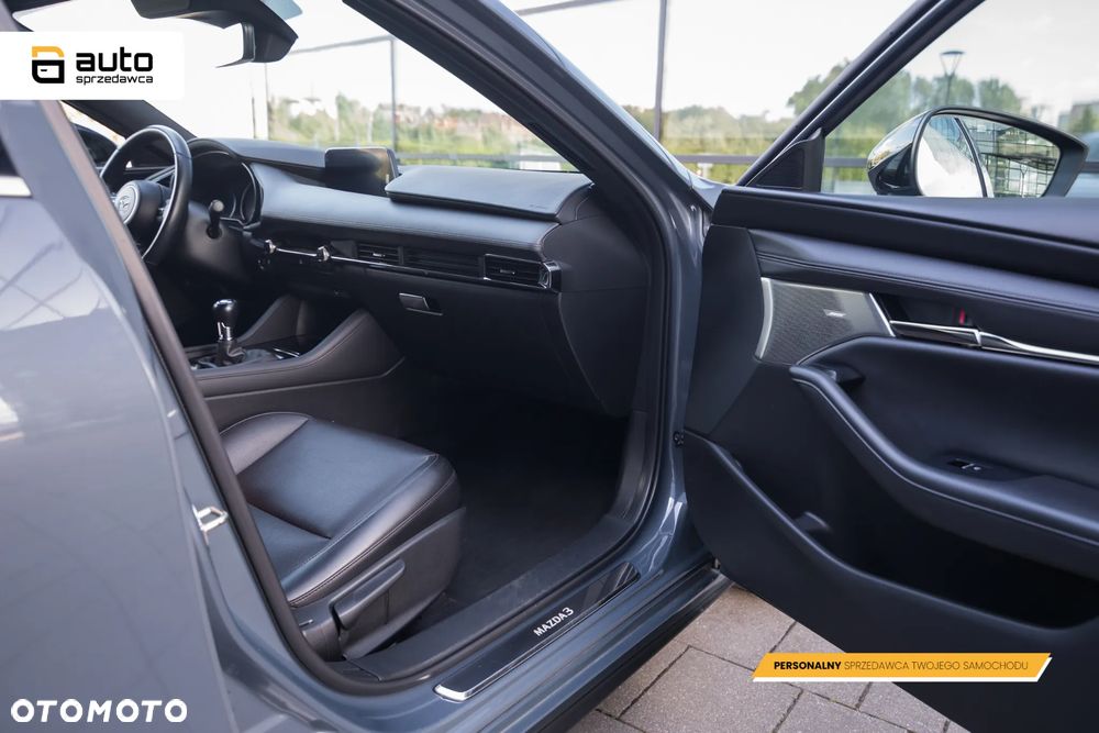 Mazda 3 2.0 mHEV Hikari - 23