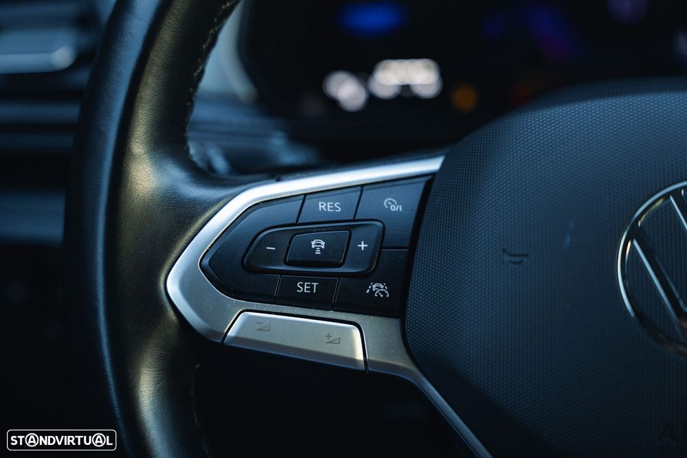 VW T-Cross 1.0 TSI Urban DSG - 46