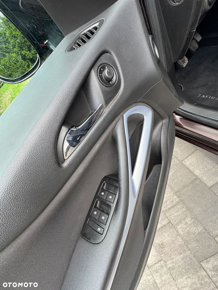 Opel Zafira 1.6 CDTI Enjoy - 32