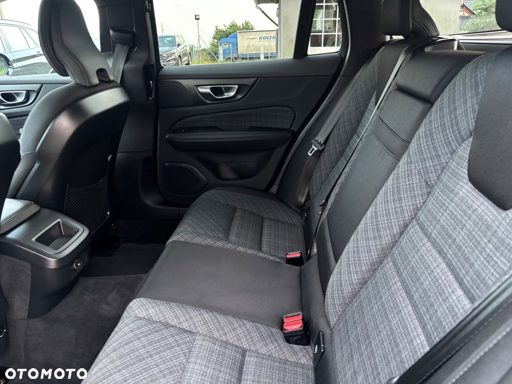 Volvo V60 B4 B Core - 34