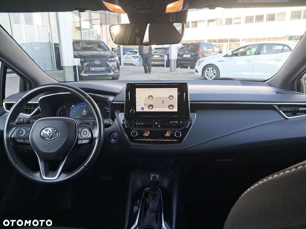 Toyota Corolla 2.0 Hybrid Comfort - 28