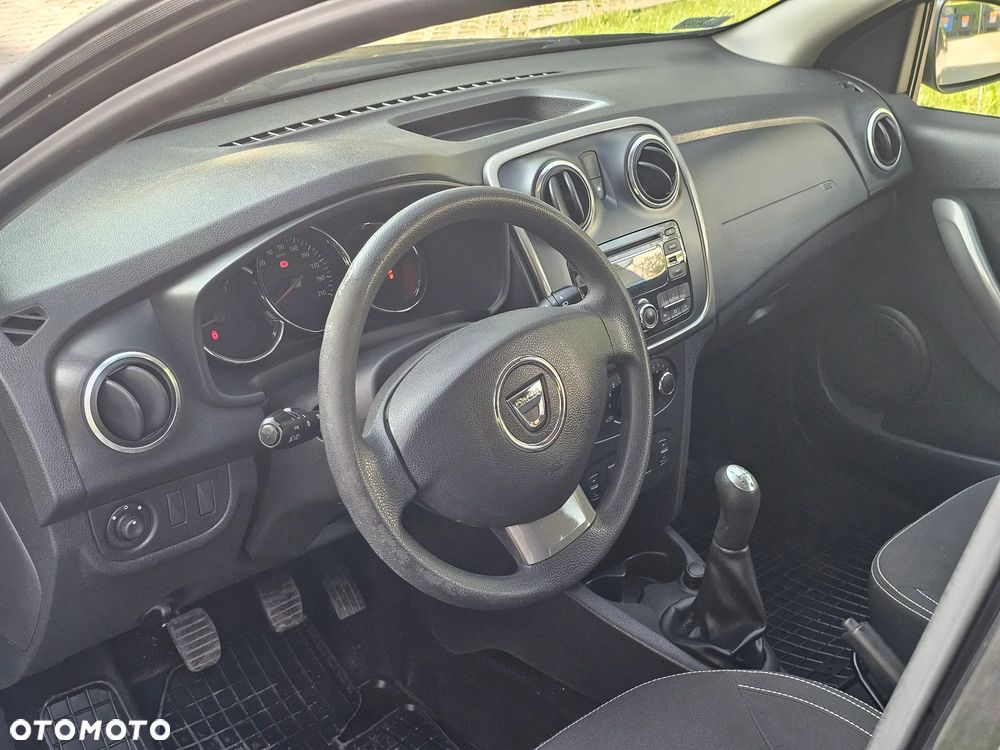 Dacia Sandero 1.2 16V Laureate - 13