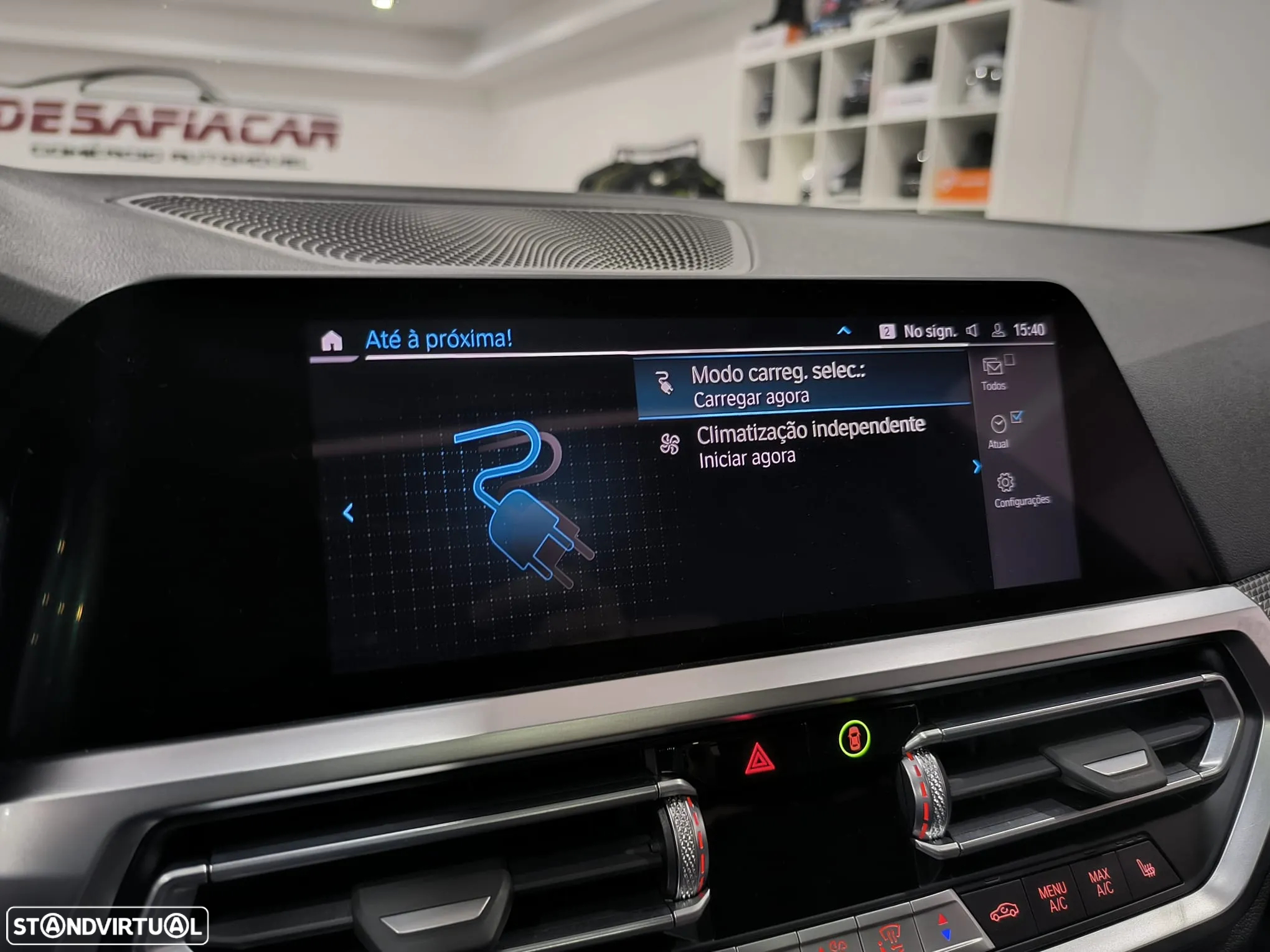 BMW 330 e Pack Desportivo M Auto - 61