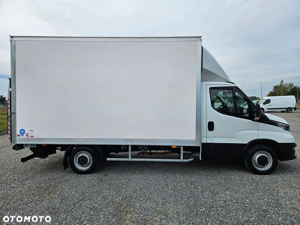 Iveco Daily 35S16 / 3.0 160KM / Kontener 8 palet / Winda 750Kg/ Klima / Bardzo ładny ! - 6