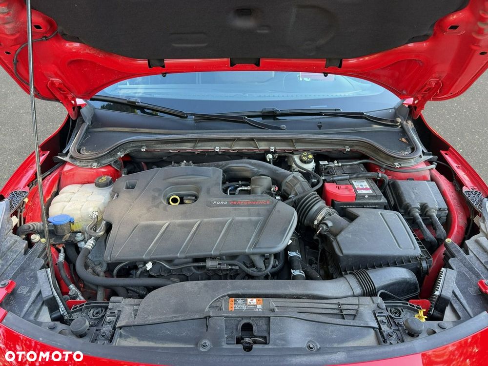 Ford Focus - 25
