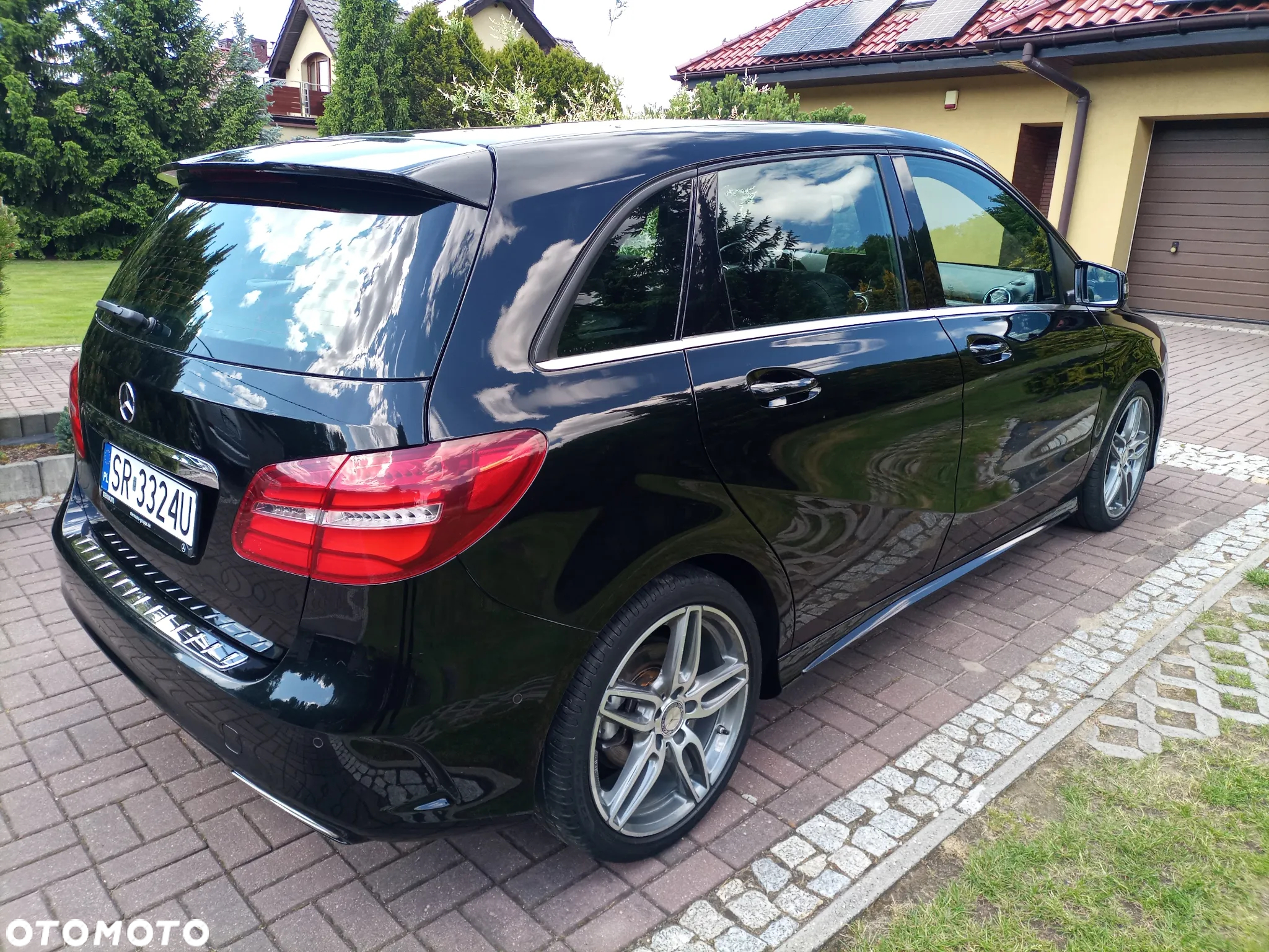 Mercedes-Benz Klasa B 180 AMG Line - 4
