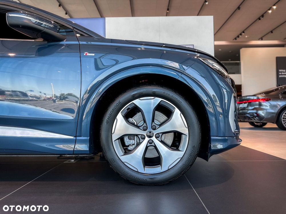 Audi Q4 Sportback e-tron - 5