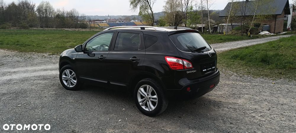 Nissan Qashqai 2.0 dCi 4 x 4 DPF tekna - 13