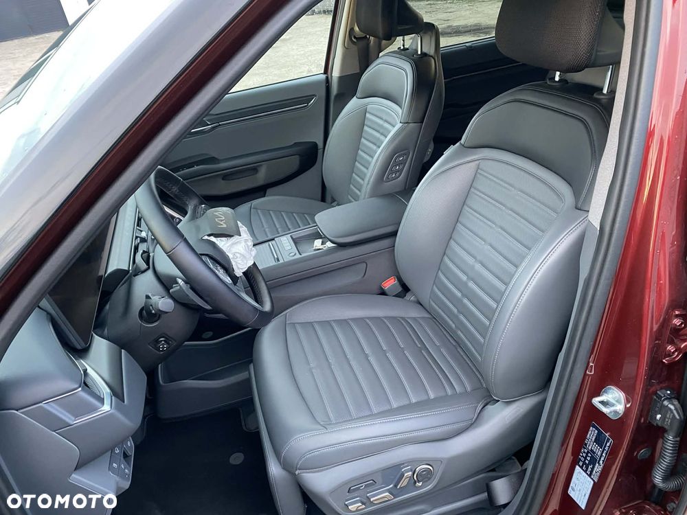 Kia EV9 - 13
