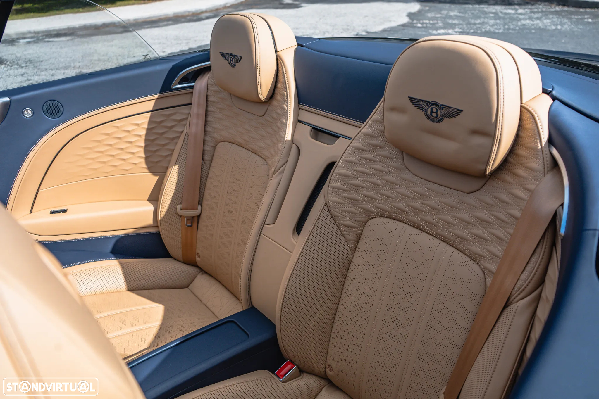 Bentley Continental GTC 4.0 Hybrid Speed - 25