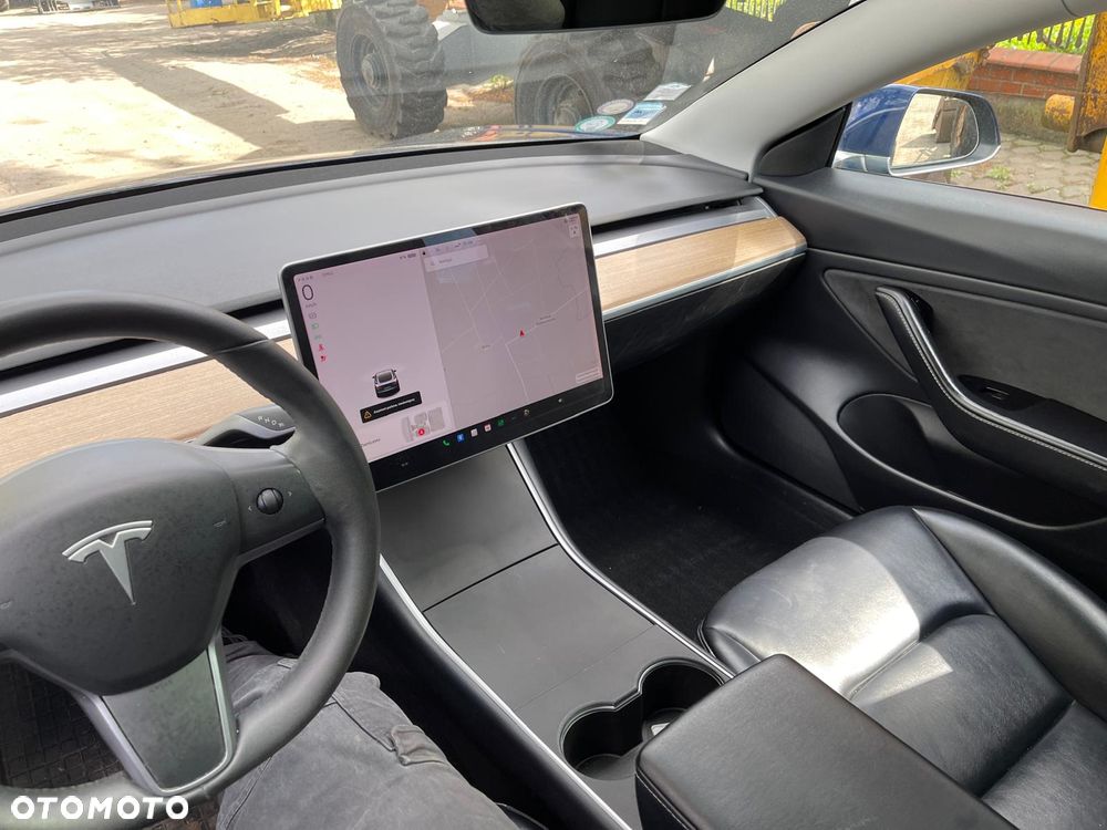 Tesla Model 3 Premium Langstreckenbatterie AWD Dual Motor - 9