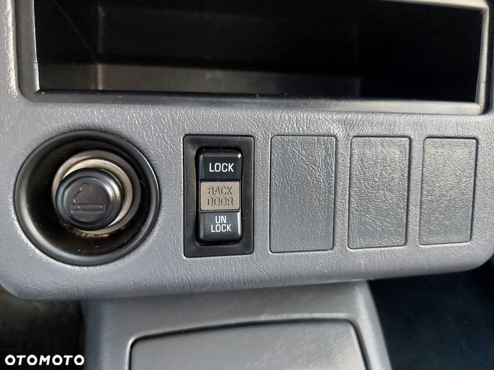 Toyota RAV4 2.0 - 11