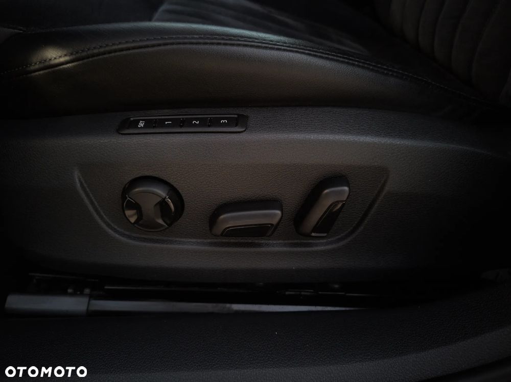 Skoda Superb 2.0 TDI Style - 22